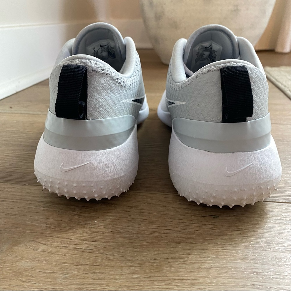 Nike Roshe G Golf Shoes Spikeless White Black Pure Platinum M size 8 W 9.5 - Picture 4 of 9
